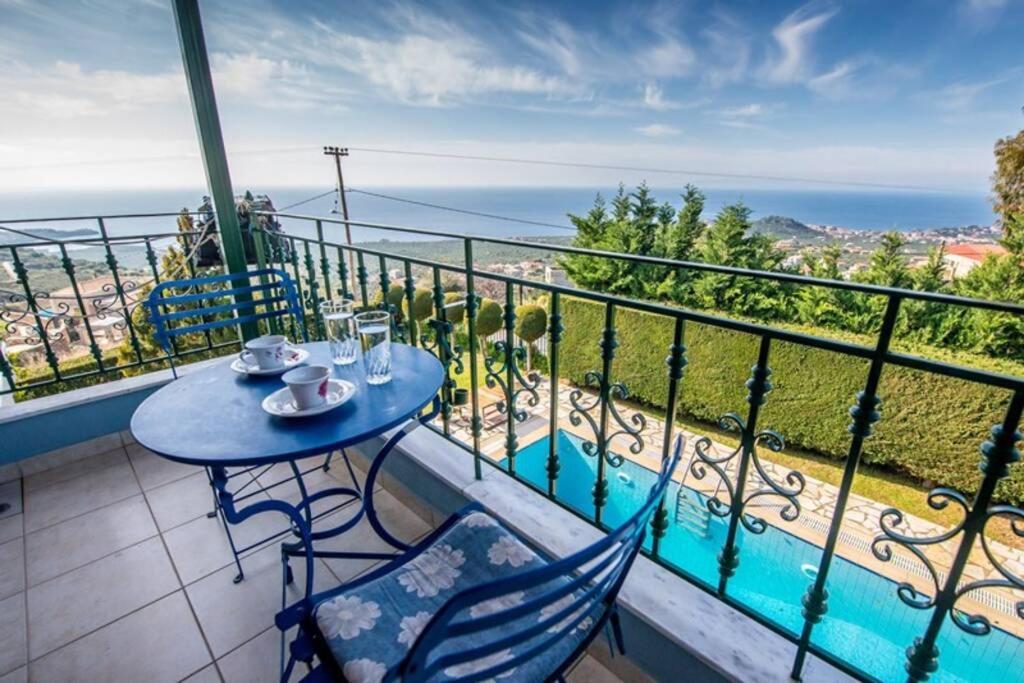 Kelly'S Villa In Stoupa Neokhorion  Exterior photo